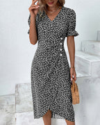 Elegante damesjurk met knopen | Comfortabel en charmant
