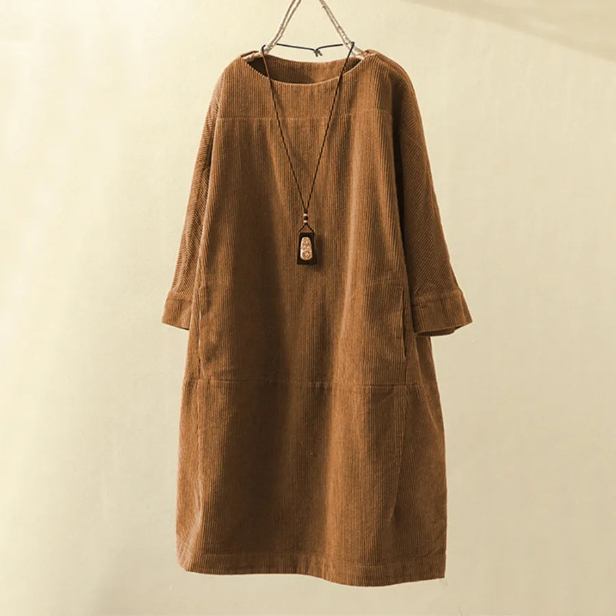 Lianne – Casual Corduroy Jurk Met Lange Mouwen En Een Losse Pasvorm