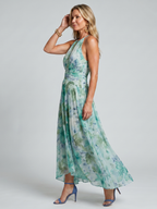 Portia | Geplooide Halter Midi-jurk met Zachte Bloemenprint