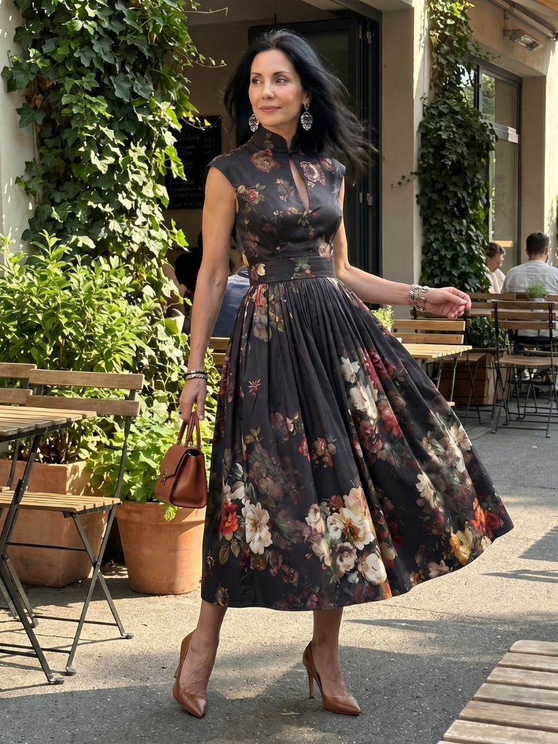 Greta | Hoge Hals Sleutelgat Bloemen Geplooide Midi Jurk