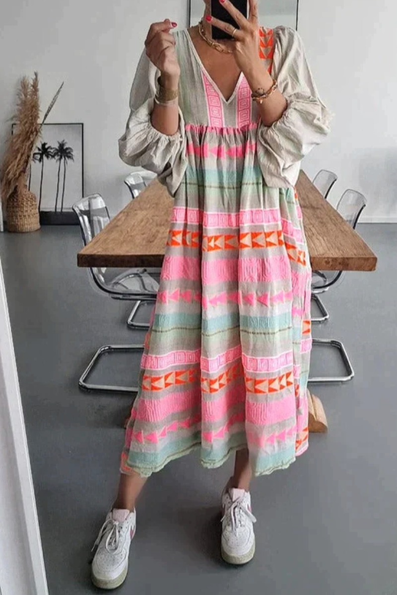 Jolien – Kleurrijke Zomerjurk Met Speels En Elegant Design