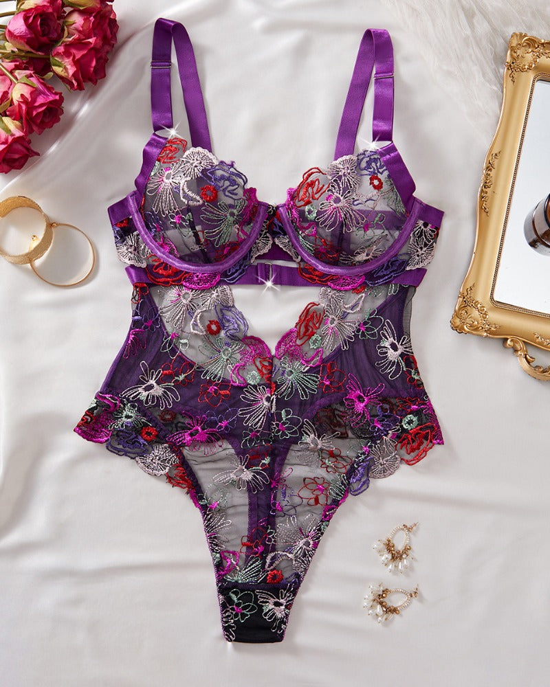 Monica™ | Elegante Lingerieset met Mesh & Bloemenborduurwerk