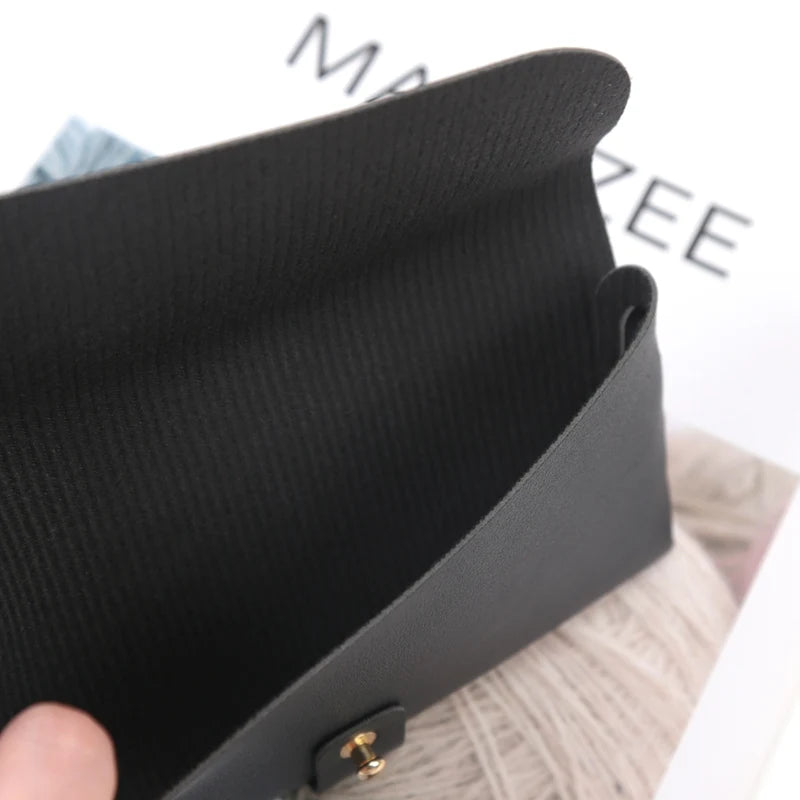 New Soft Pu Leather Thick Glasses Bag Fashion Glasses Protective Case Women Men Portable Sunglasses Boxes Eyewear Accessories