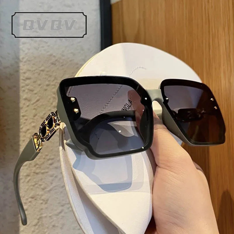 Nova | Vierkante Luxe zonnebril