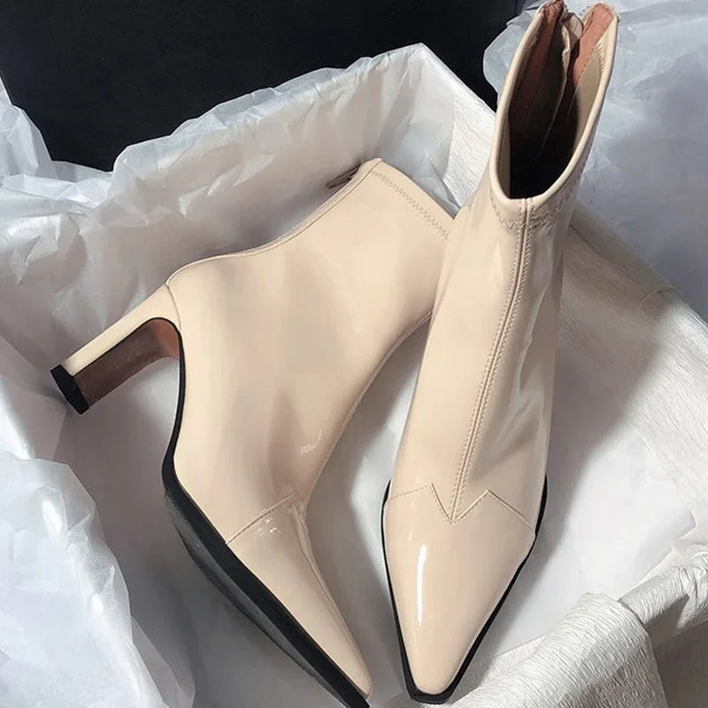 Fleur – Elegante Laarzen Met Spitse Neus, Ideaal Voor Chique Looks