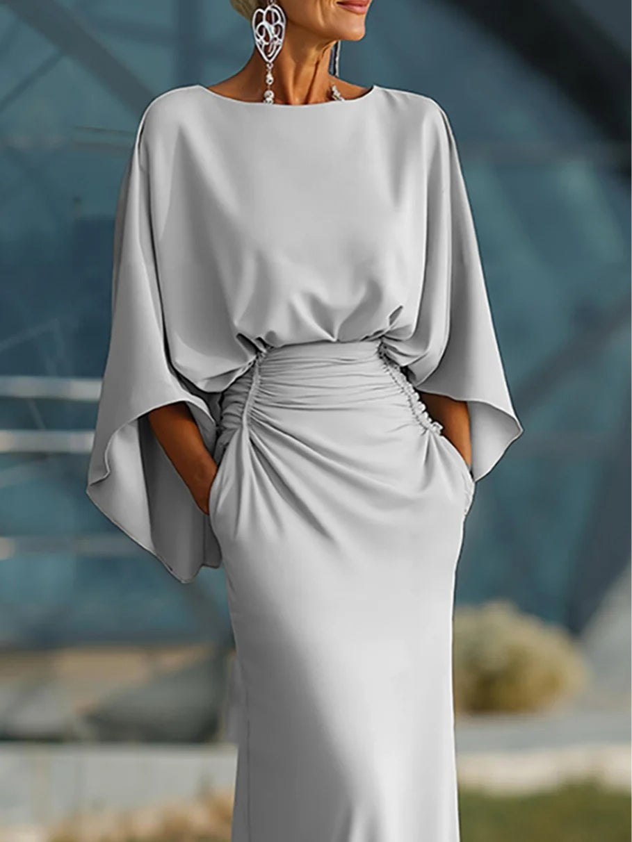 Clara | Elegante V-hals rugloze mouwloze jurk