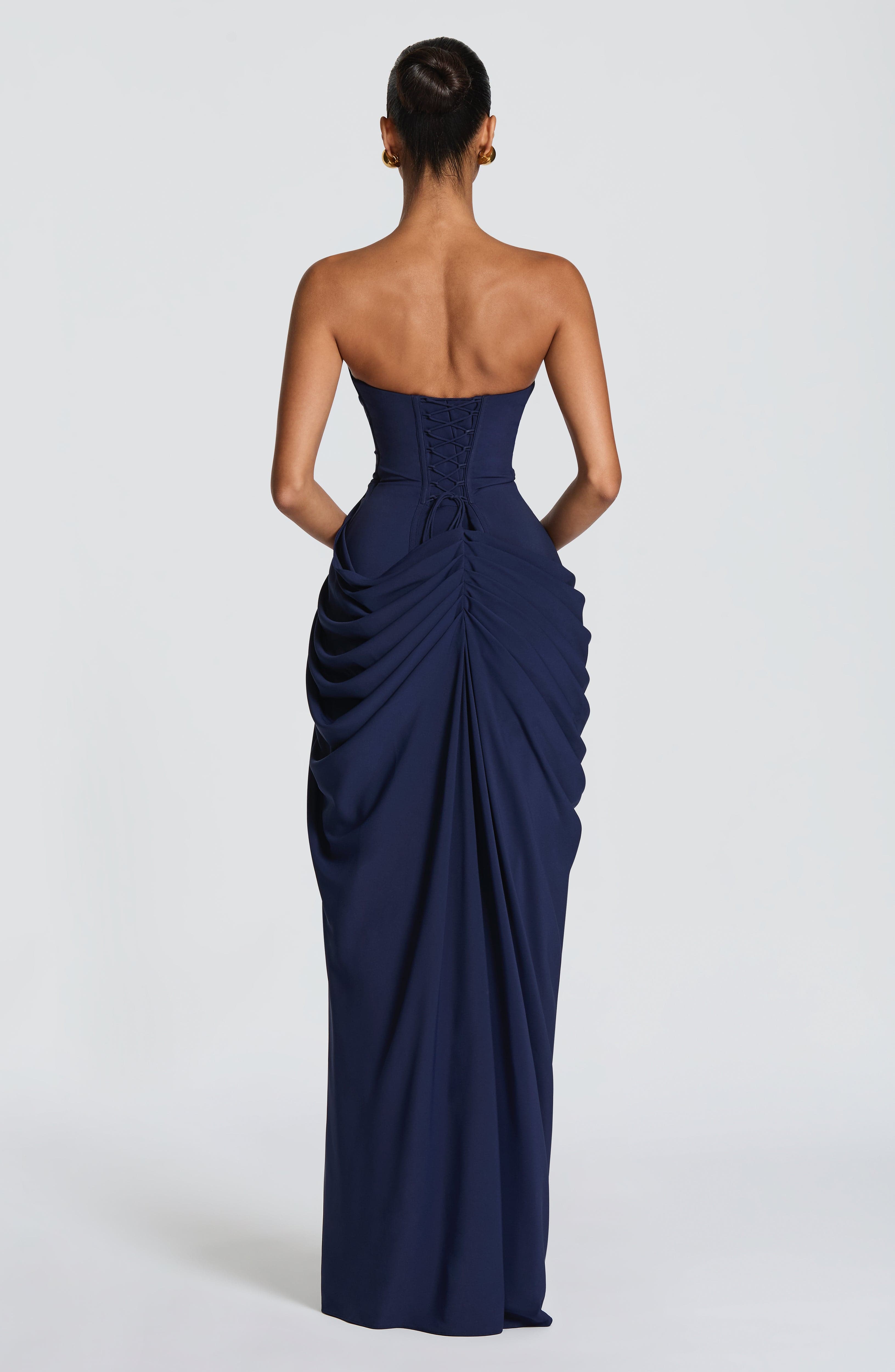Jurk Lola™  | Sculpturale elegantie die je figuur definieert