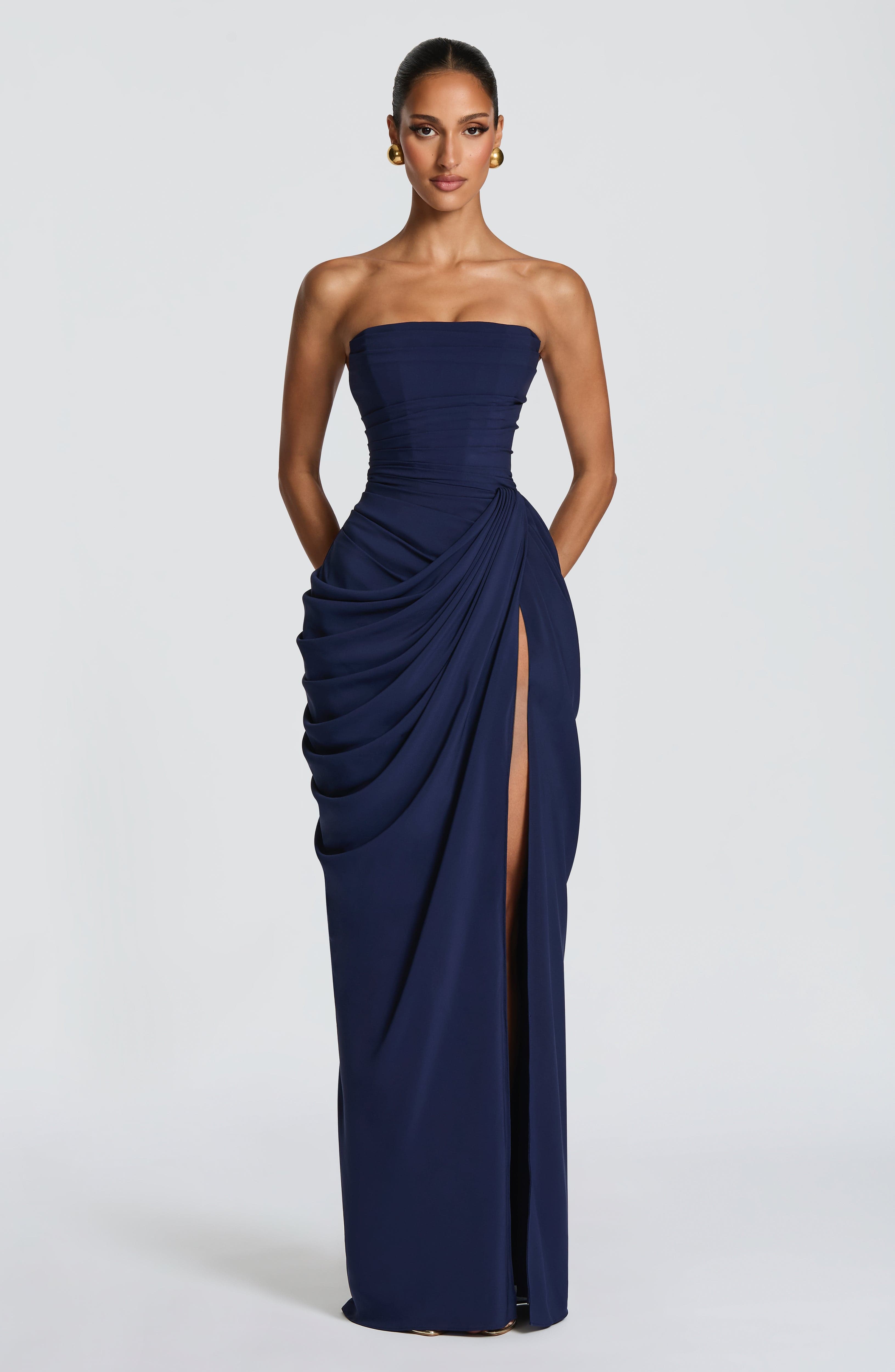 Jurk Lola™  | Sculpturale elegantie die je figuur definieert